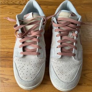 Men’s Nike Dunks